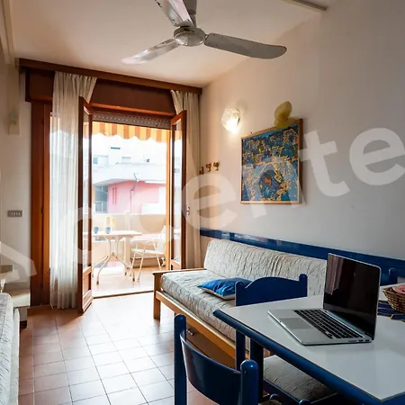 Landora Apartment