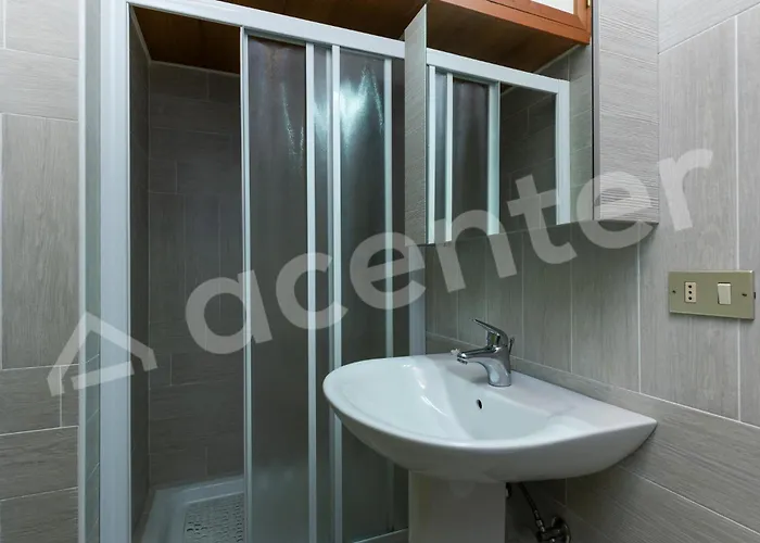 Landora Daire Bibione